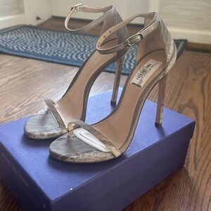 NWT Stuart weitzman nudist 115